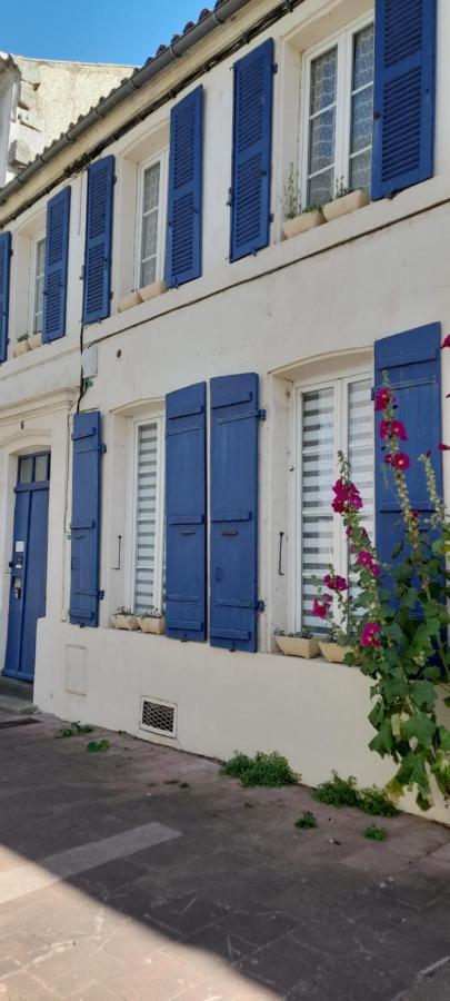 רושפור Residence Les Volets Bleus: Studio De 30 M² Classe 2 * מראה חיצוני תמונה